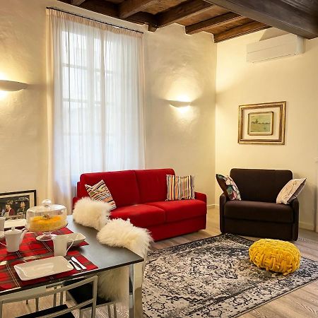 Luxrent Apartment Castello Торино Екстериор снимка