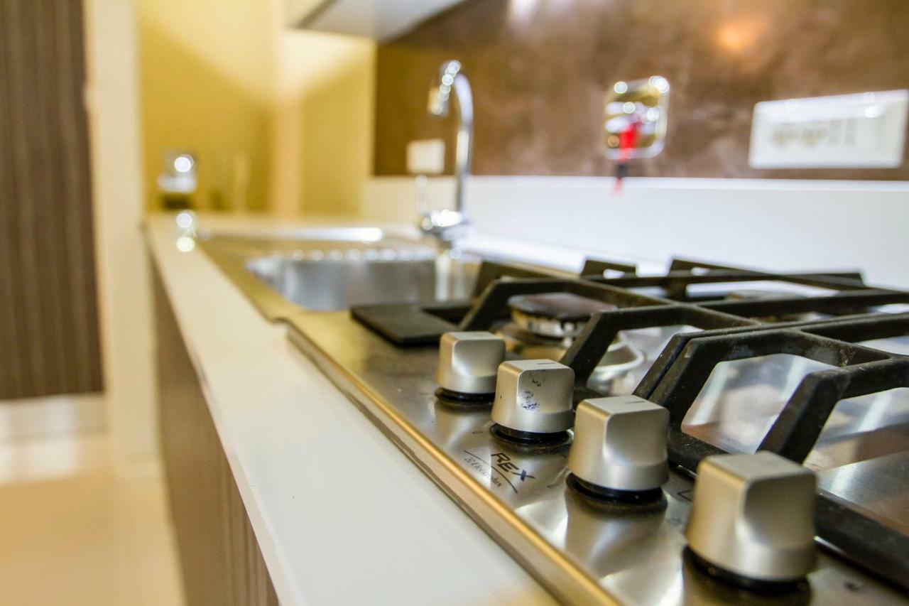 Luxrent Apartment Castello Торино Екстериор снимка