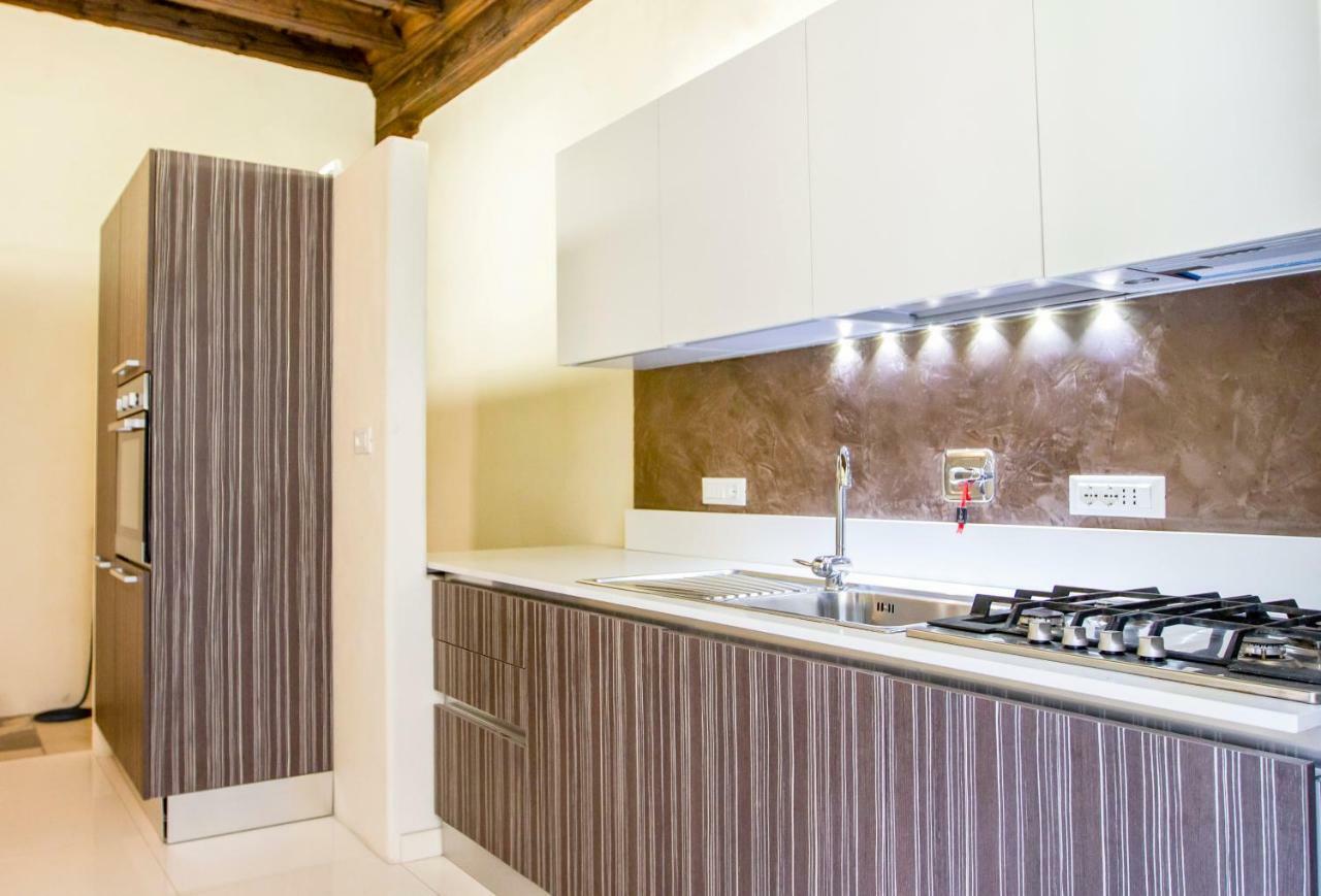 Luxrent Apartment Castello Торино Екстериор снимка